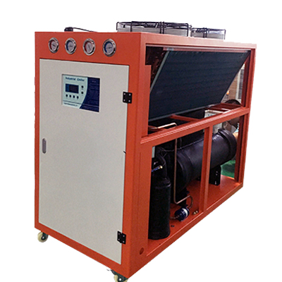 <b>低温冷水机</b>