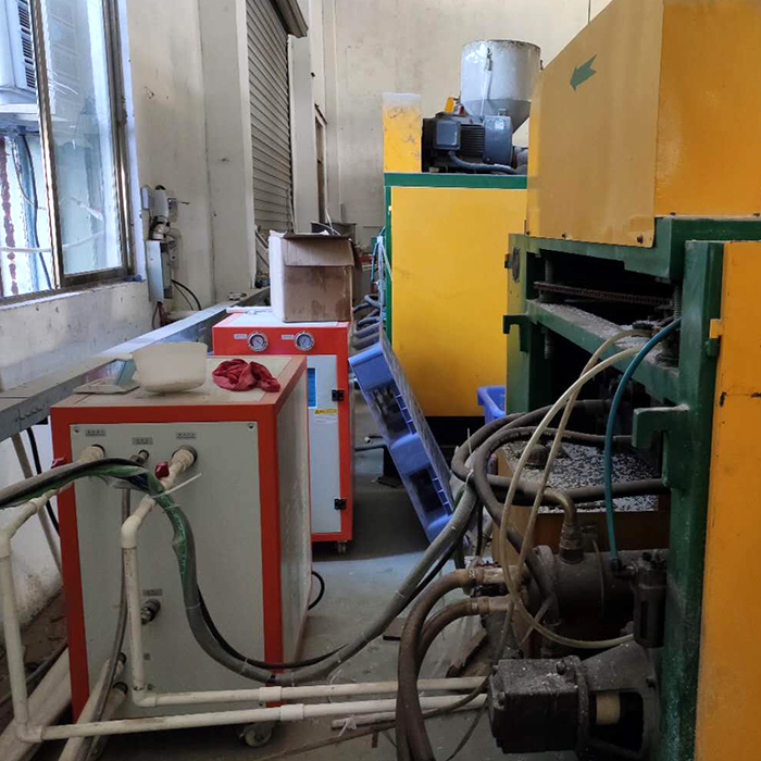 吹瓶机冷水机应用案例