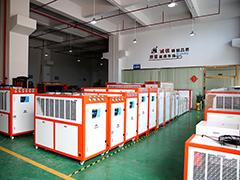 瑞翔机械回访客户冷水机运行情况