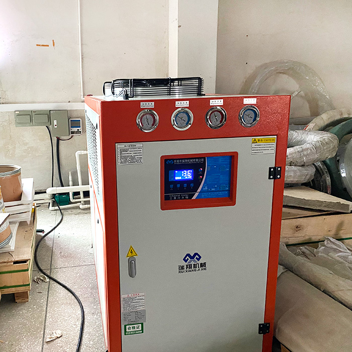 超声波清洗冷水机案例