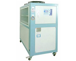 模具架选择注意事项